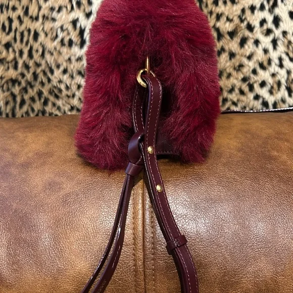 🚫SOLD🚫SOLD🚫 Jimmy Choo Madeline Faux Fur Crossbody Clutch Bag - Picture 12 of 15